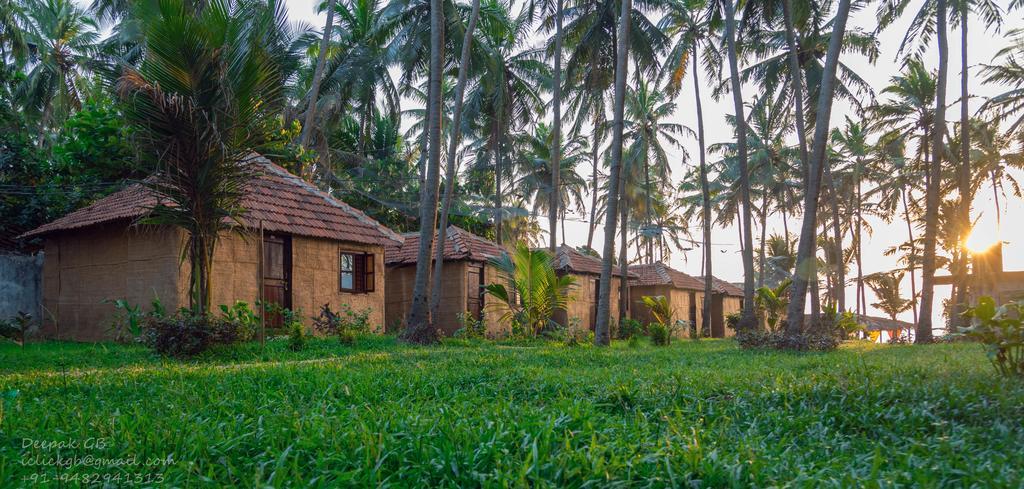 Sunway Cottages Mandrem Exterior foto